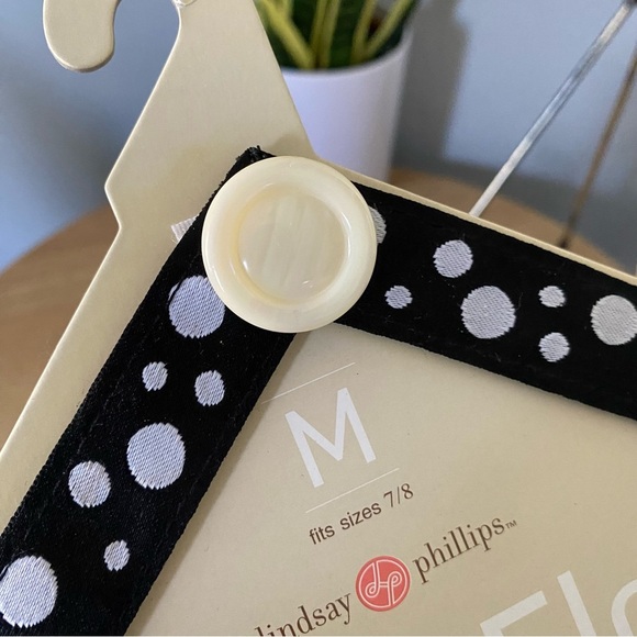 NEW Lindsay Phillips Switch Flops Medium Straps - Picture 3 of 3